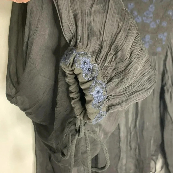 Free People Sheer black embroidered Top Size S/P - Picture 7 of 8